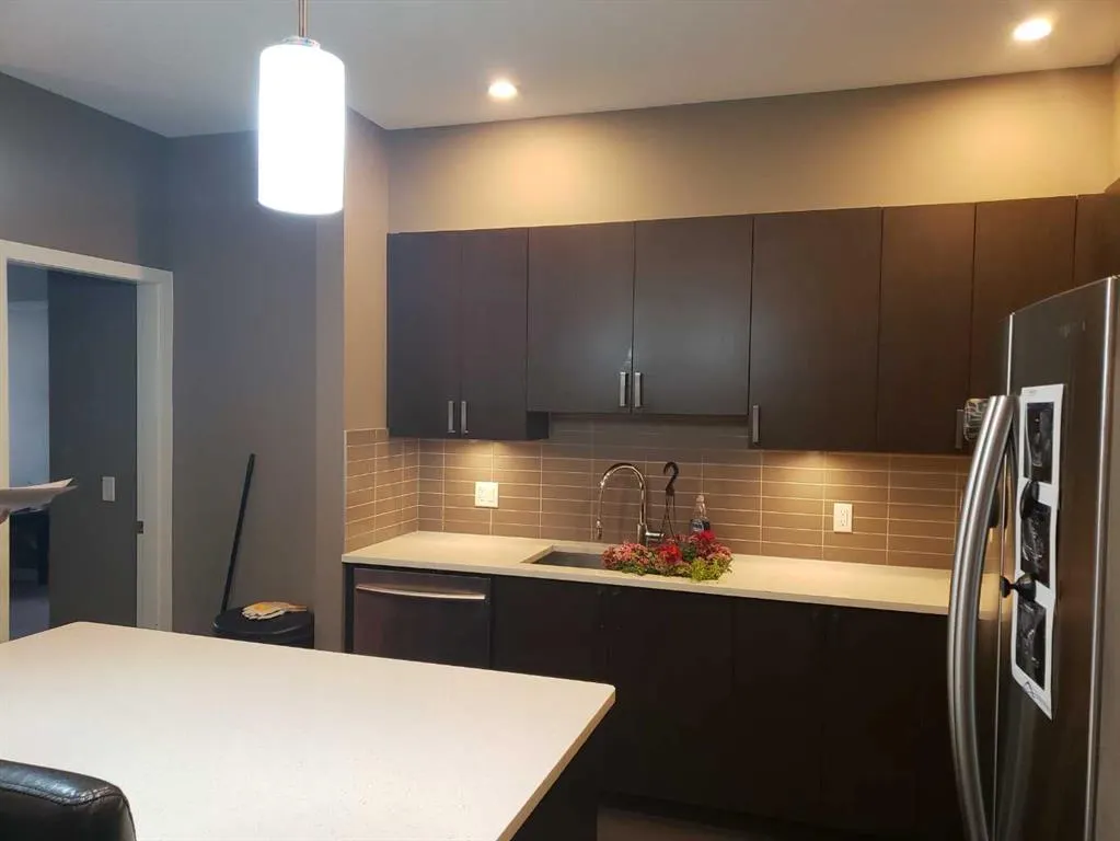 28 Auburn Bay Link SE #204