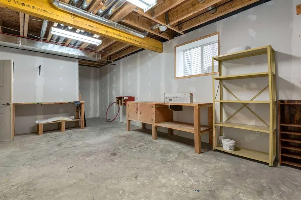 1483 Aldrich Place