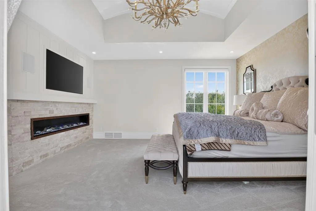 12 Wycliffe Mews