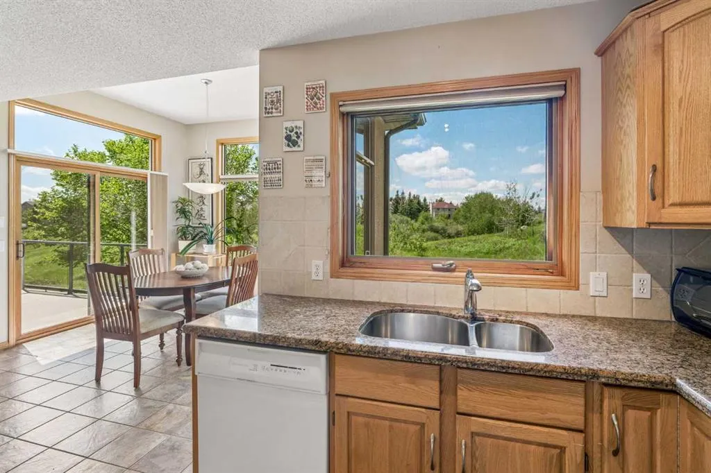 127 Edgeridge Close NW