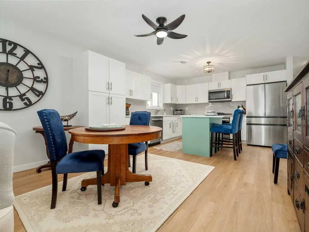 318 Whispering Way