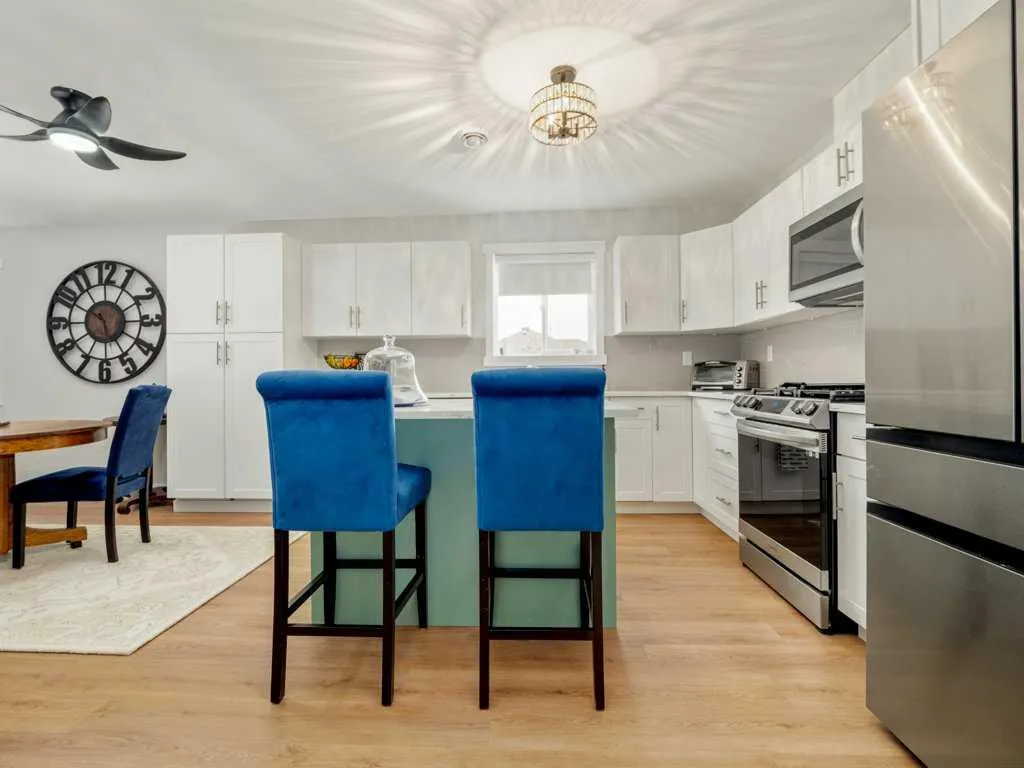 318 Whispering Way