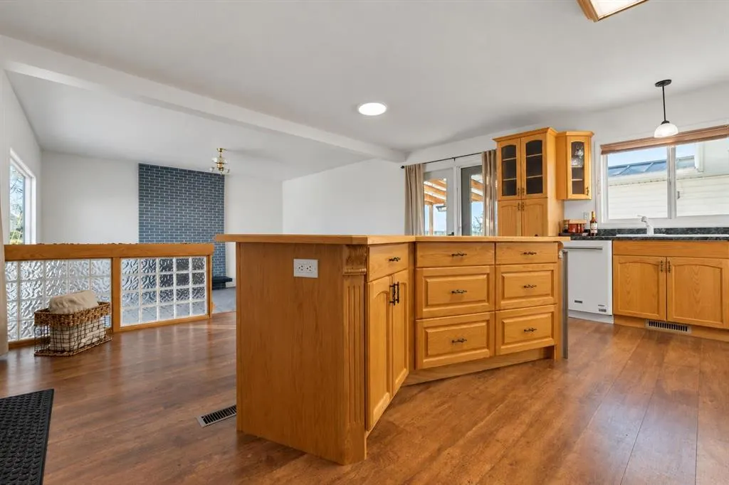 44043 714 Township