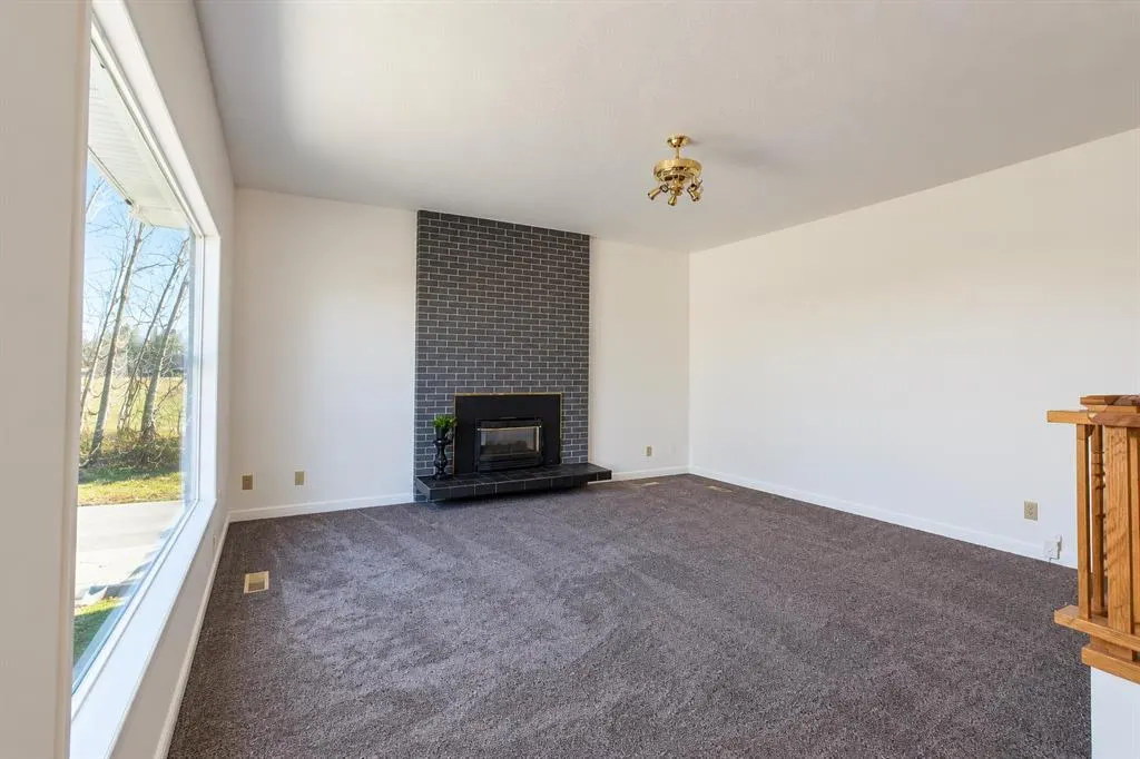 44043 714 Township