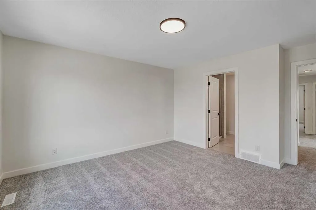 261 Bridgeport Gate