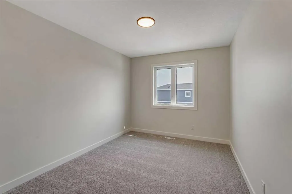 261 Bridgeport Gate