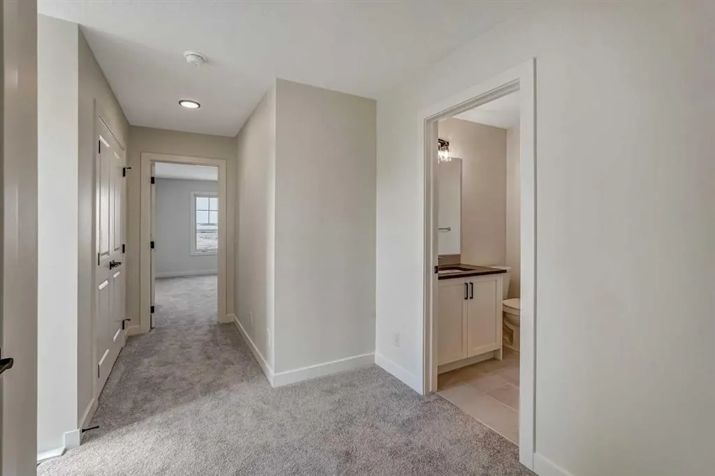 261 Bridgeport Gate
