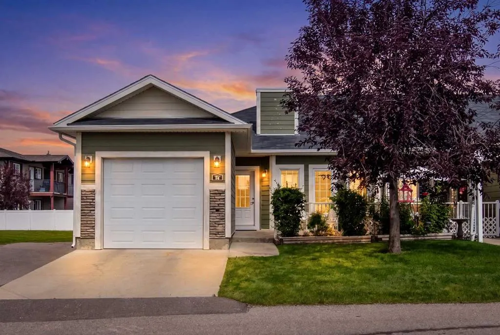 14 Sunrise Place NE