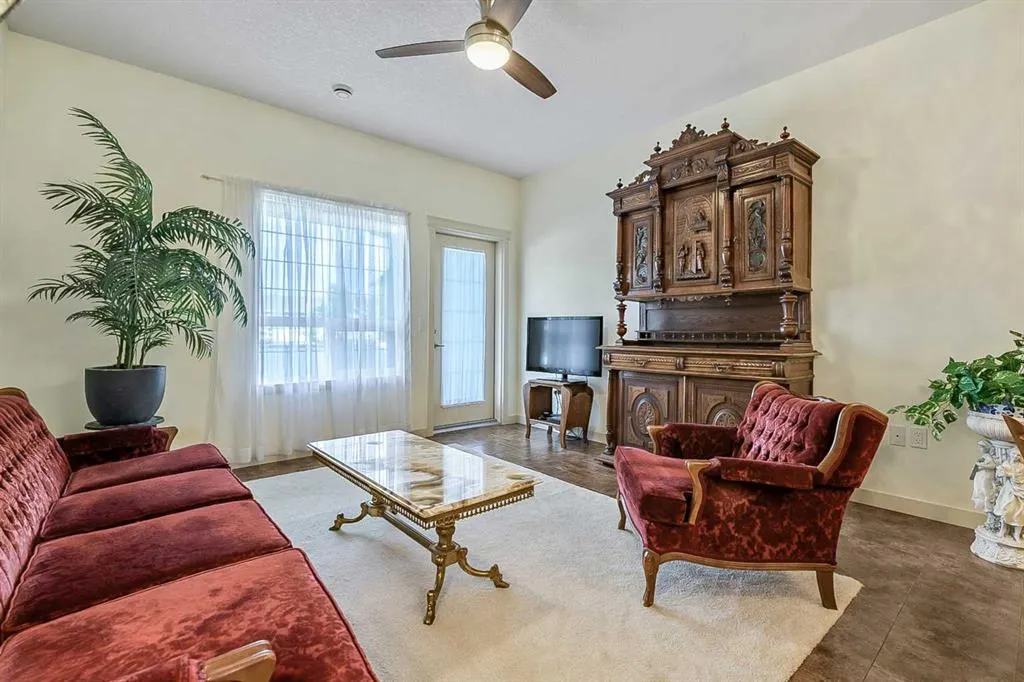 14 Sunrise Place NE