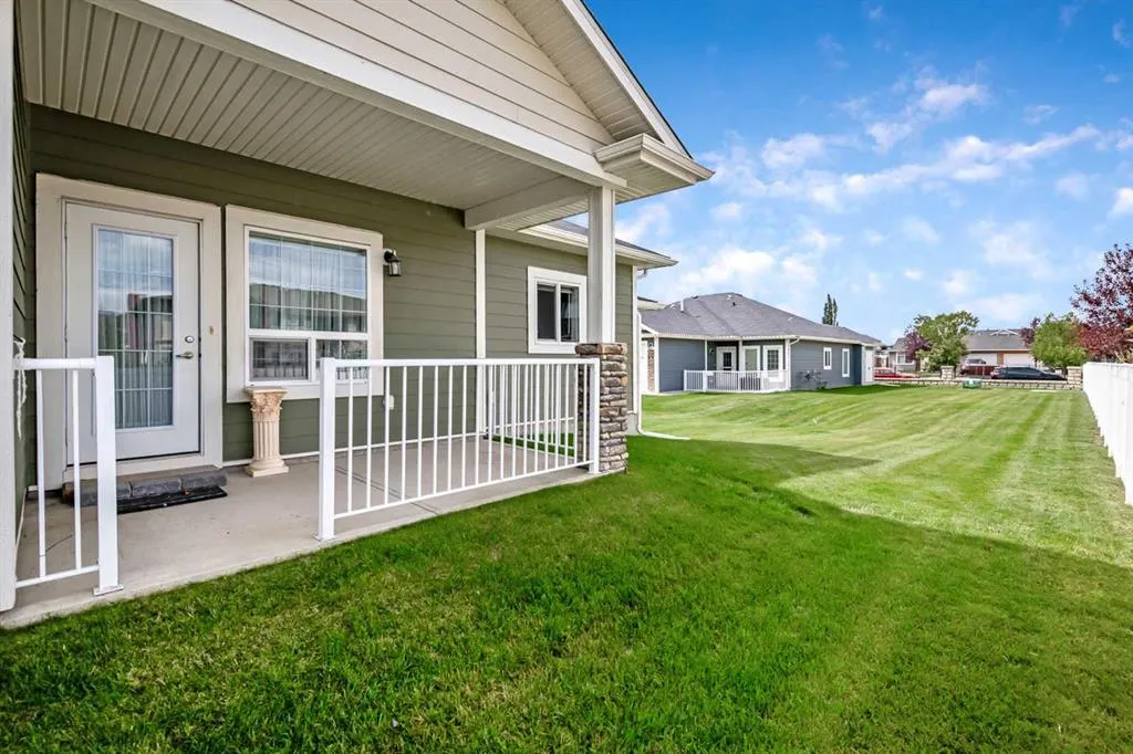 14 Sunrise Place NE