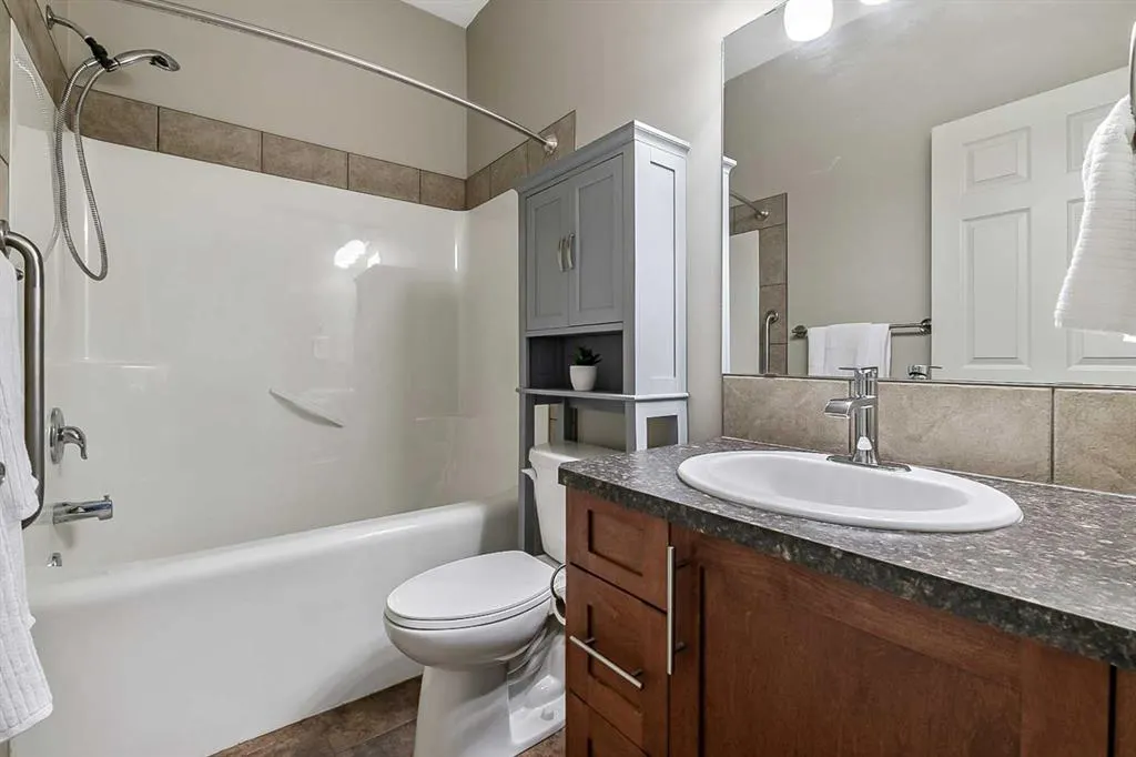14 Sunrise Place NE