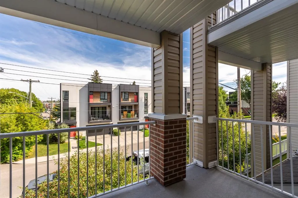 1808 36 Avenue SW #203