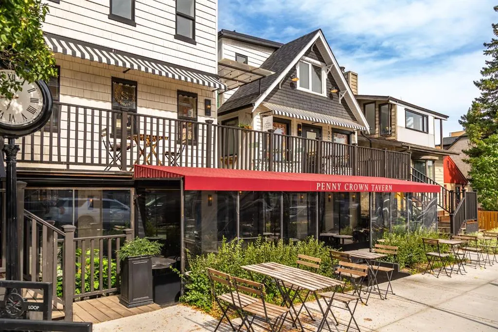 1808 36 Avenue SW #203