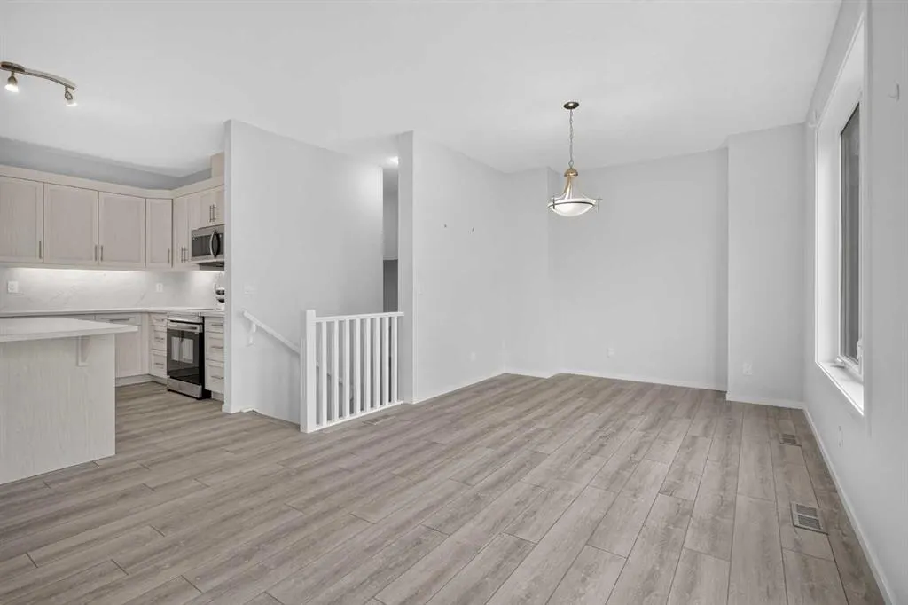 345 Yorkville Road SW