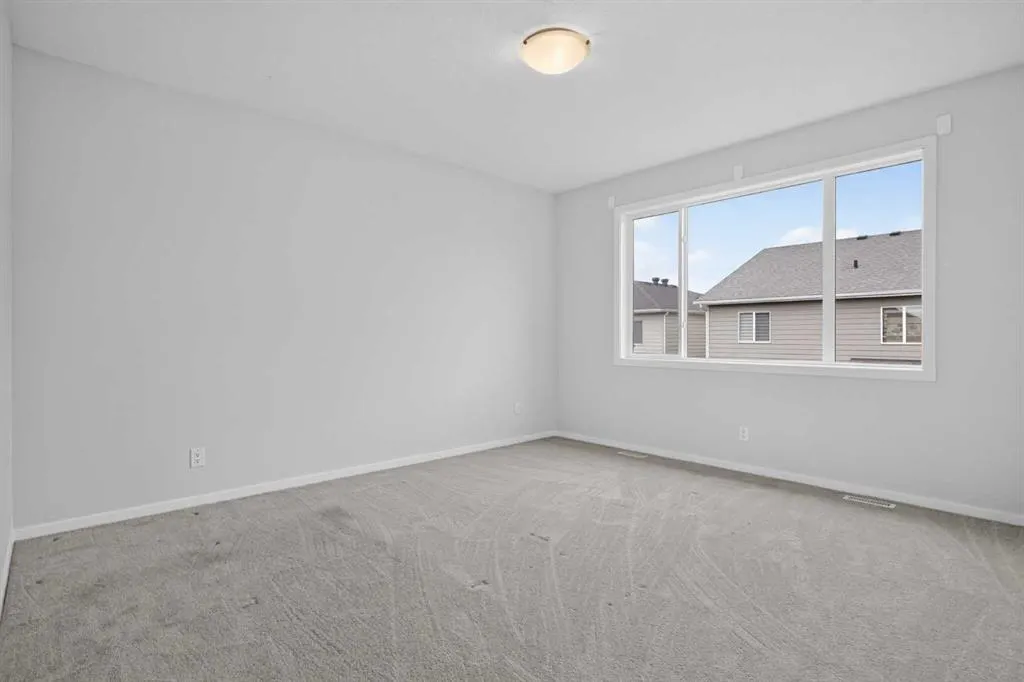 345 Yorkville Road SW