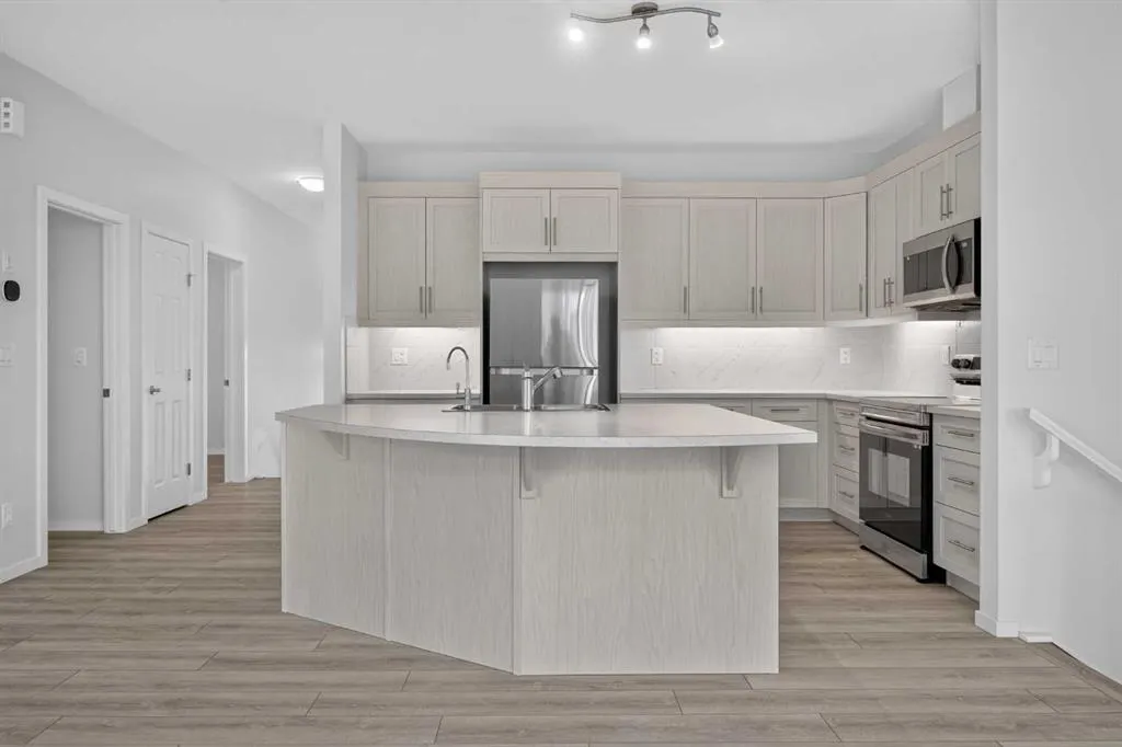 345 Yorkville Road SW