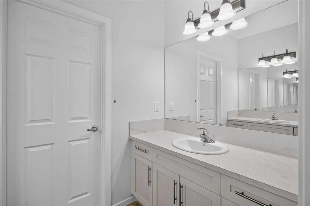 345 Yorkville Road SW