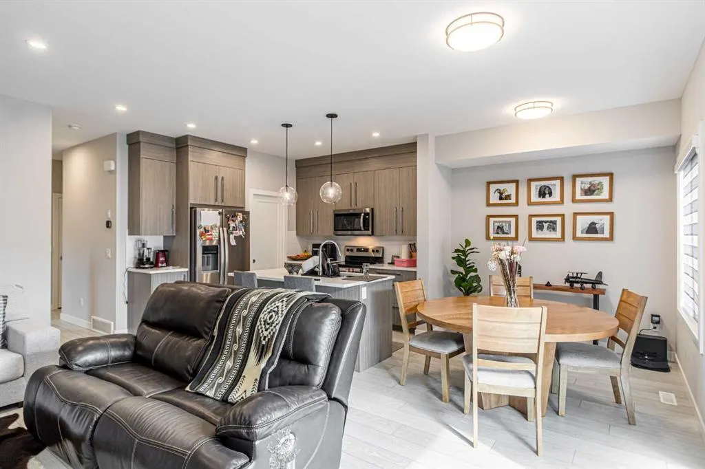 217 Crimson Ridge Place NW