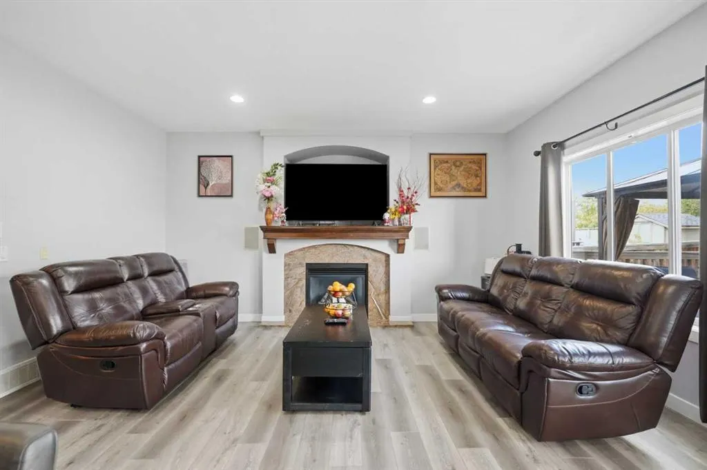 139 New Brighton Close SE