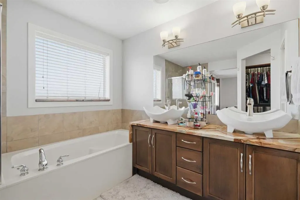 139 New Brighton Close SE