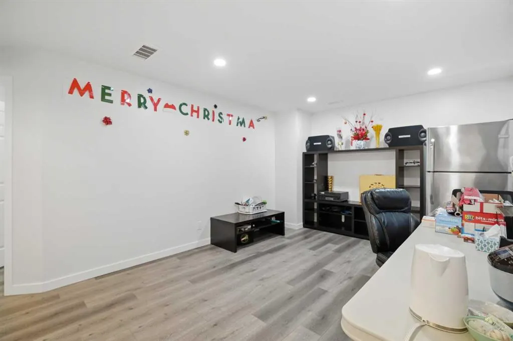 139 New Brighton Close SE