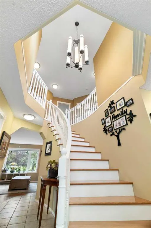 137 Gleneagles View