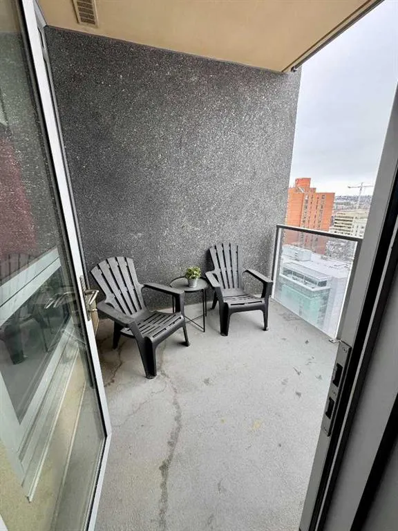 1320 1 Street SE #1205