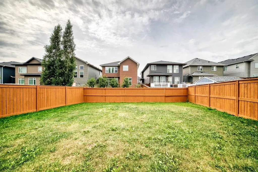 92 Evansfield Place NW