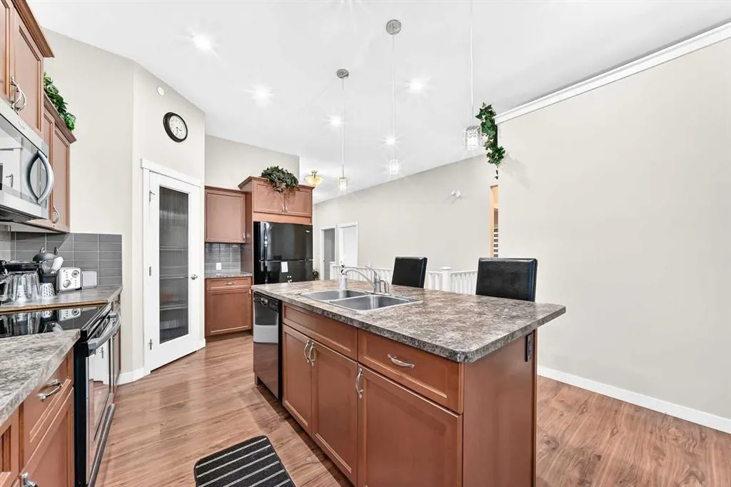 92 Evansfield Place NW