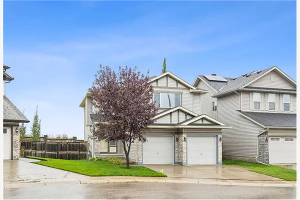 202 Royal Birch Heath NW