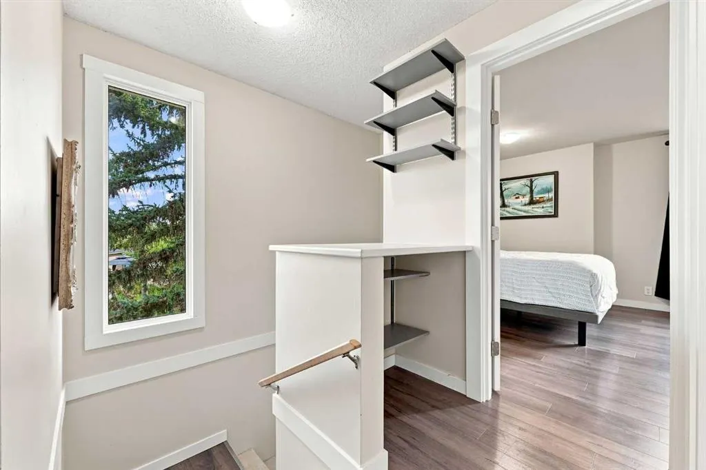 27 Erin Grove Close SE