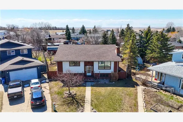 640 Mcculloch Crescent