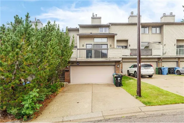 40 Edgemont Estates Road NW