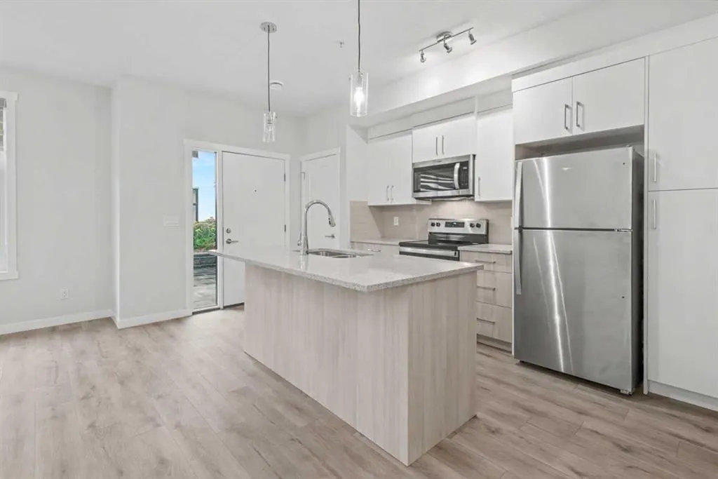 400 Belmont Street SW #615
