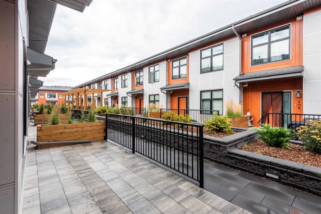 400 Belmont Street SW #615