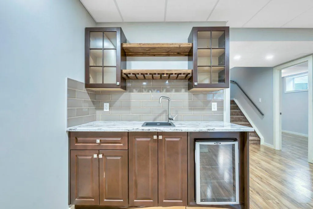 151 Cove Place