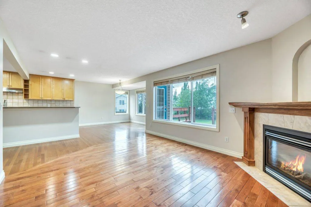 151 Cove Place