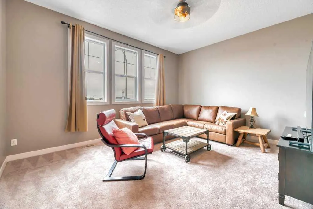 32 Lakewood Circle