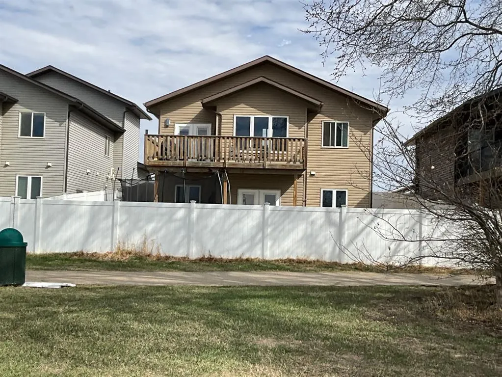 118 Mitchell Crescent