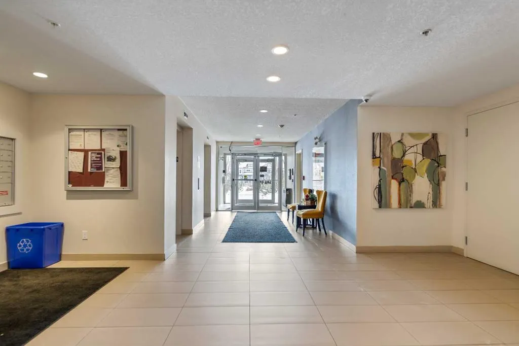 2300 Evanston Square NW #201