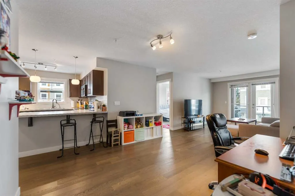 2300 Evanston Square NW #201
