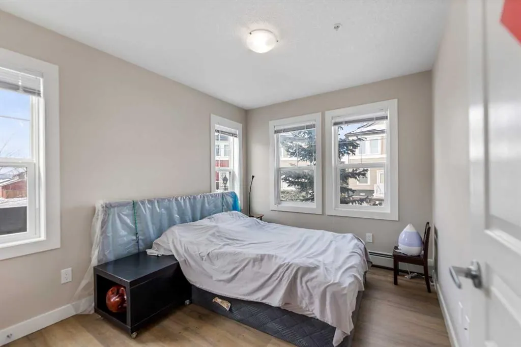 2300 Evanston Square NW #201