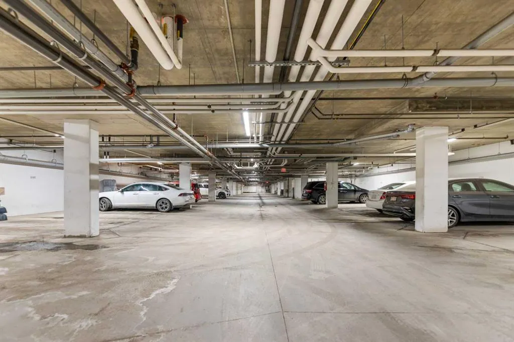 2300 Evanston Square NW #201