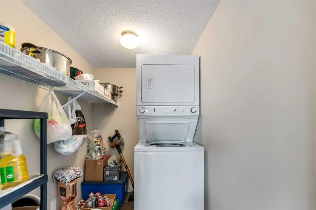 2300 Evanston Square NW #201
