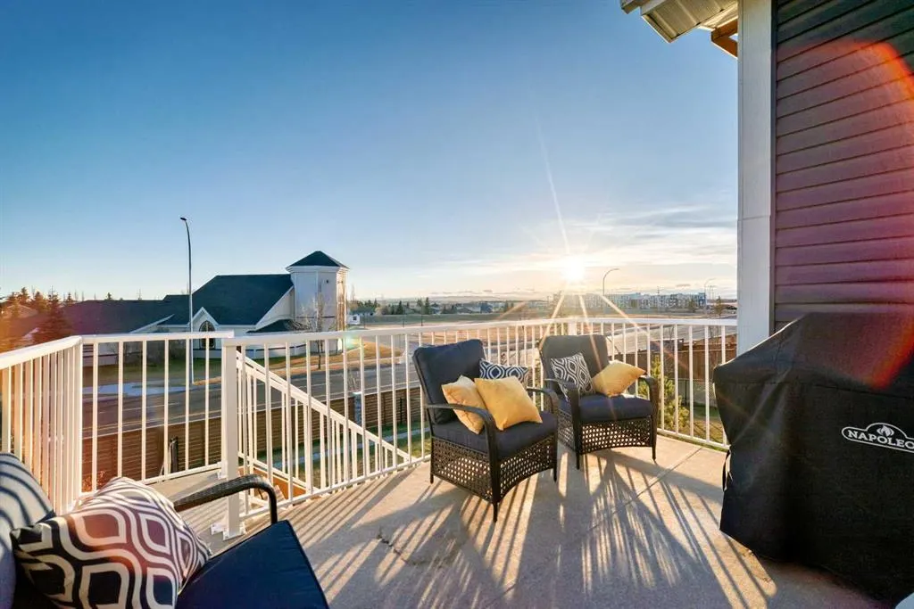 7 wolf Crescent