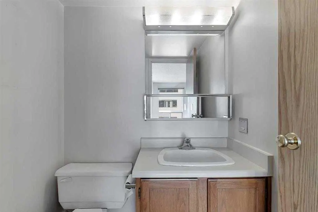924 14 Avenue SW #804