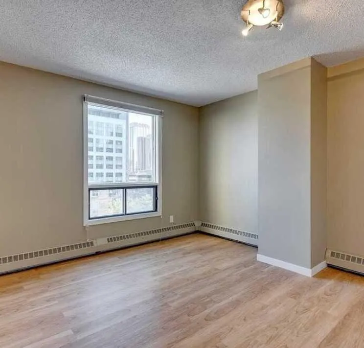 924 14 Avenue SW #804