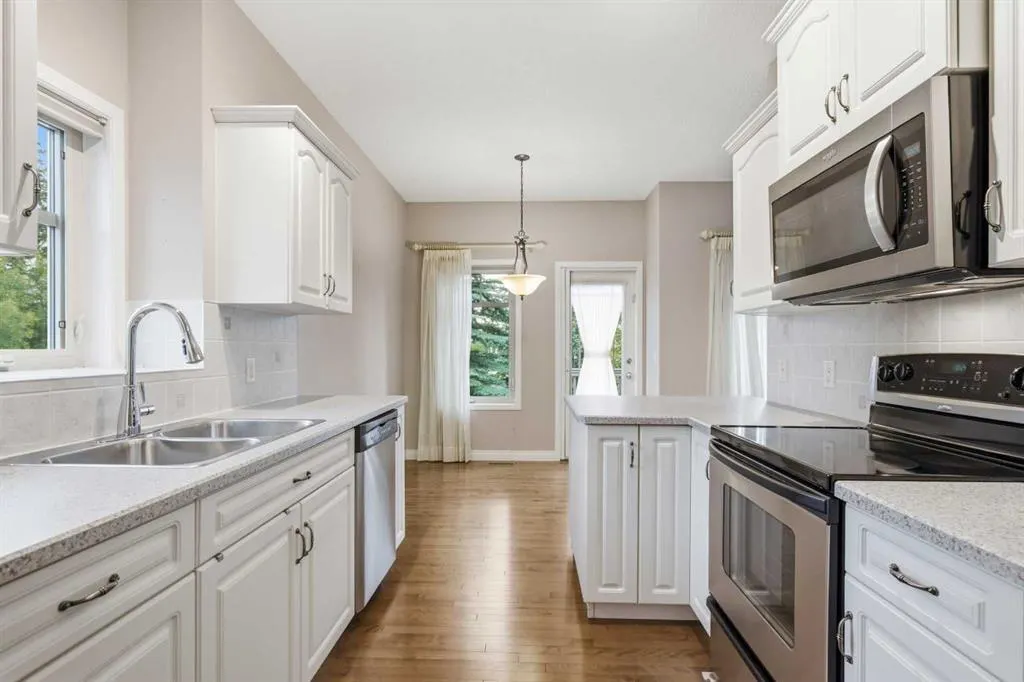 9 Bridle Estates Way SW