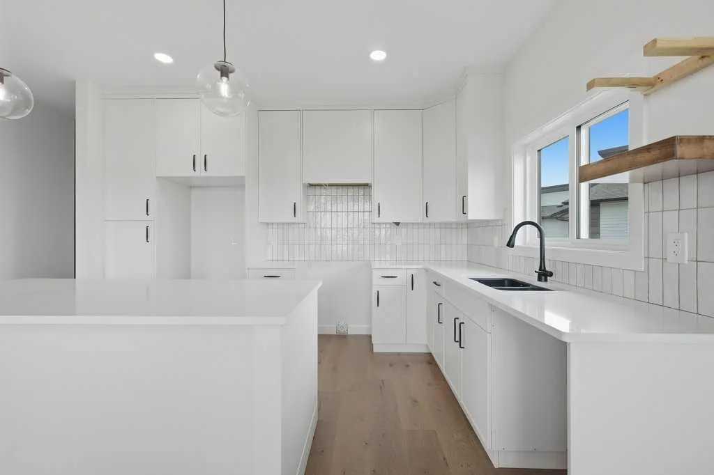 37 Maclean Close