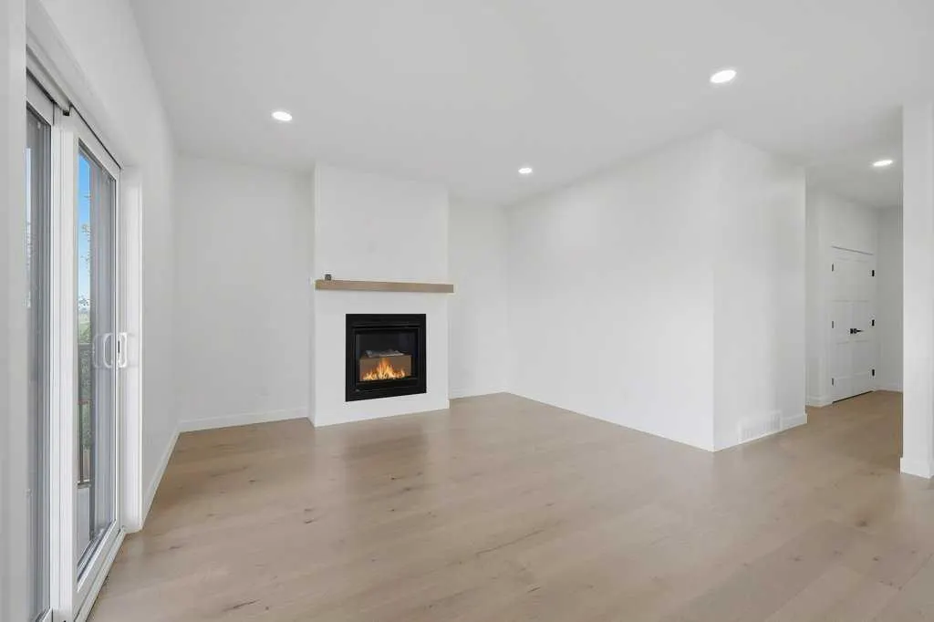 37 Maclean Close
